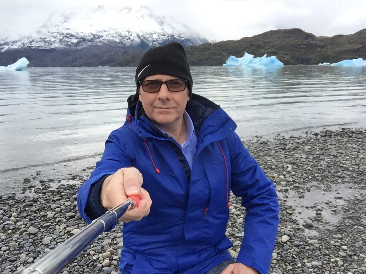 Icebergs en el lago